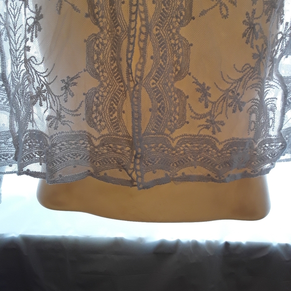 Women's White Lace Cropped Rabbit Rabbit Rabbit Design Sz Large Shrug/Bolero/Top - Picture 4 of 11